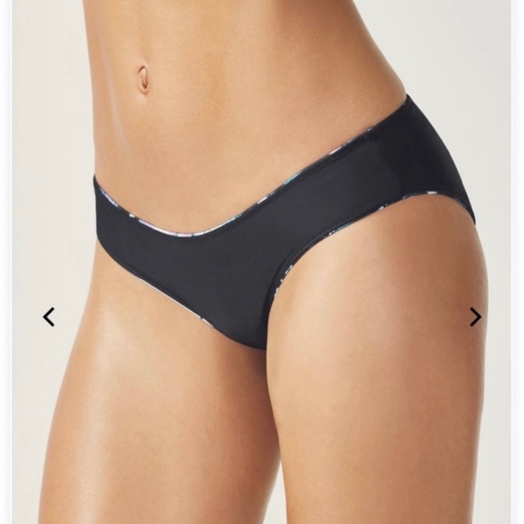 FABLETICS Olivia reversible bikini bottom monarch print black LARGE NWT - Picture 2 of 12